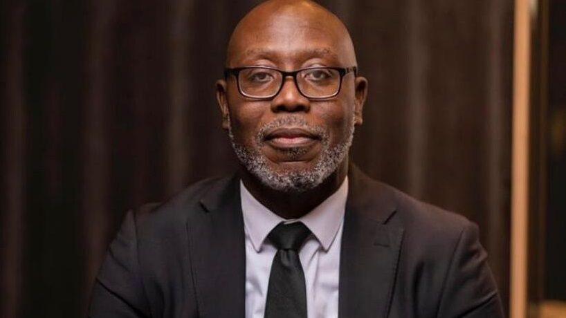 Darren Lewis